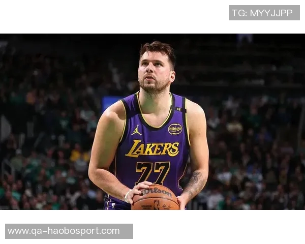 东契奇开赛前四场狂砍165分创队史纪录里夫斯以143分并列第四位