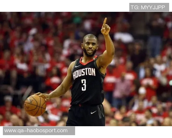 火箭队急需保罗助力但因工资帽限制最早一月才能引援