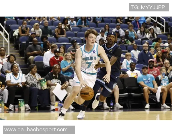 克尼佩尔三分球神速破纪录主帅称其投篮姿势堪称顶级基本功扎实